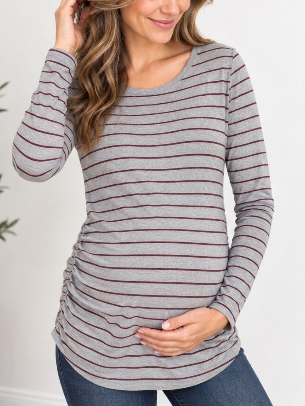LOVE BY GAP Heather Gray & Burgundy Striped Maternity Top – Small